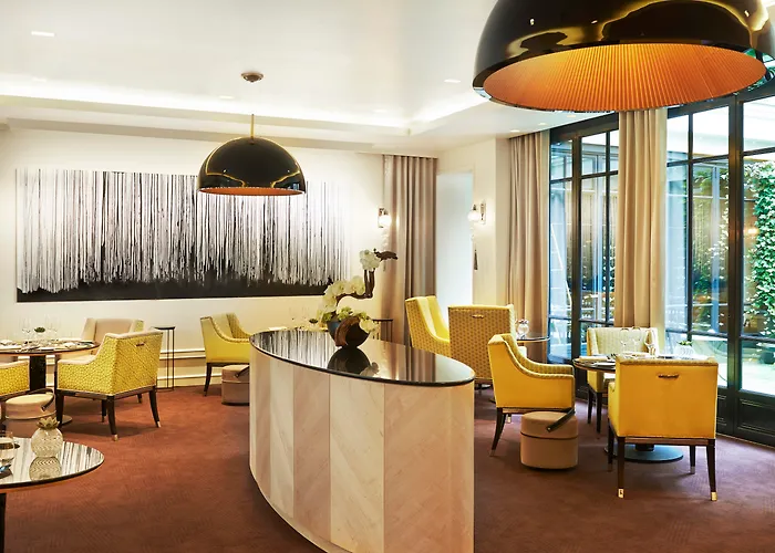 Hotel Le Burgundy Parigi
